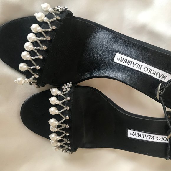 MANOLO BLAHNIK black suede with beading heel - Picture 7 of 9
